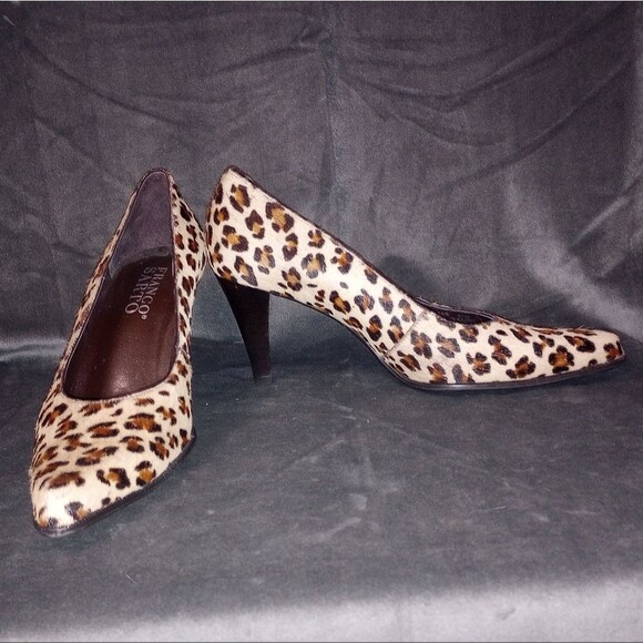 FRANCO SARTO Napoli Fur Cheetah Print 4 Inch Heels Size 9 EUC - Picture 3 of 7